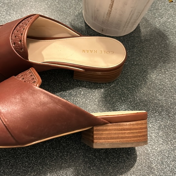 Leather shoes size 8 - Picture 3 of 4